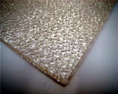 Polikarbonát kis dombornyomott lap