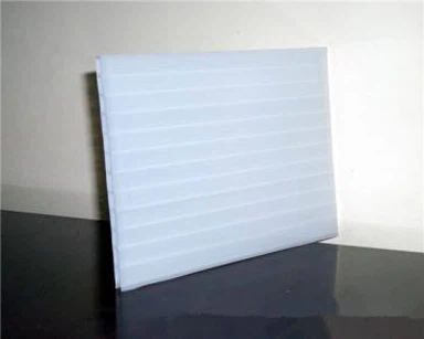Fehér polikarbonát üreges lap